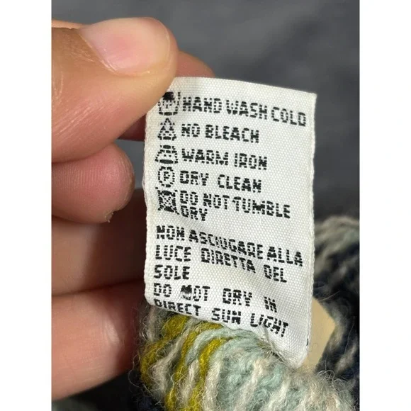 United Colors of Benetton Womens Fair Isle Shetland Wool Sweater Navy Blue Small - Picture 4 of 9